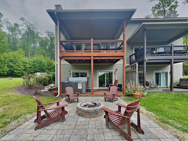 House (5 Bedrooms) | Terrace/patio