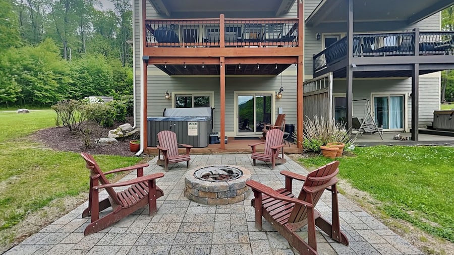 Gulfway Hideaway by Taylor Made Deep Creek