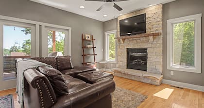 Gulfway Hideaway by Taylor Made Deep Creek