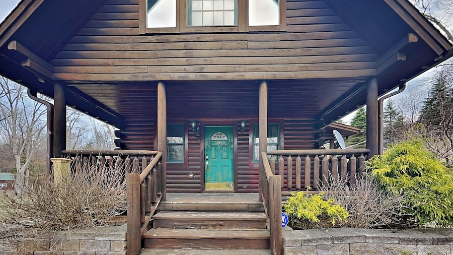 The Old World Chalet by Taylor Made Deep Creek