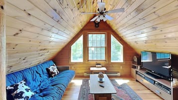 House (2 Bedrooms) | Property amenity