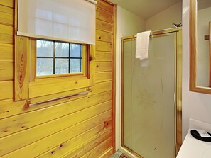 House (2 Bedrooms) | Property amenity