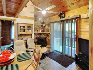 House (2 Bedrooms) | Property amenity - The Old World Chalet by Taylor Made Deep Creek (McHenry)