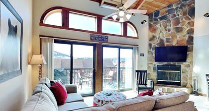 Alpine Loft and Lake by Taylor Made Deep Creek