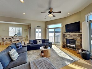 House (5 Bedrooms) | Property amenity