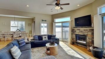 House (5 Bedrooms) | Property amenity