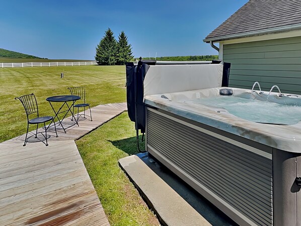 House (5 Bedrooms) | Property amenity