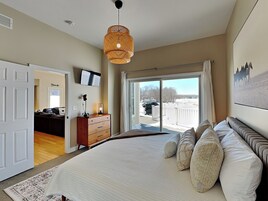 House (5 Bedrooms) | Property amenity