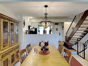 Studio (2 Bedrooms) | Property amenity