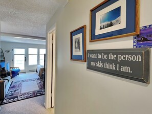 Studio (2 Bedrooms) | Property amenity