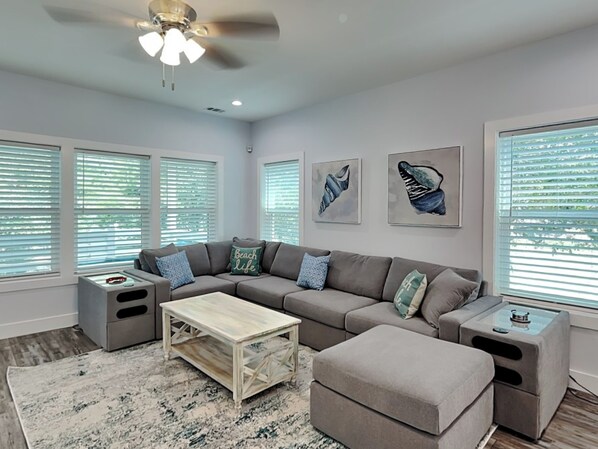 TV - Village Place 11B by Tybee Vacation Rentals (Tybee Island)