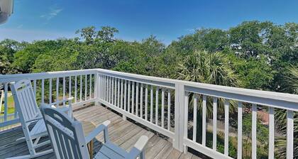 Sea Walk Cottage by Tybee Vacation Rentals