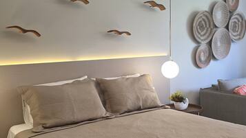 Apartamento clásico, vistas al patio | Espacio para trabajar con un portátil y wifi gratis