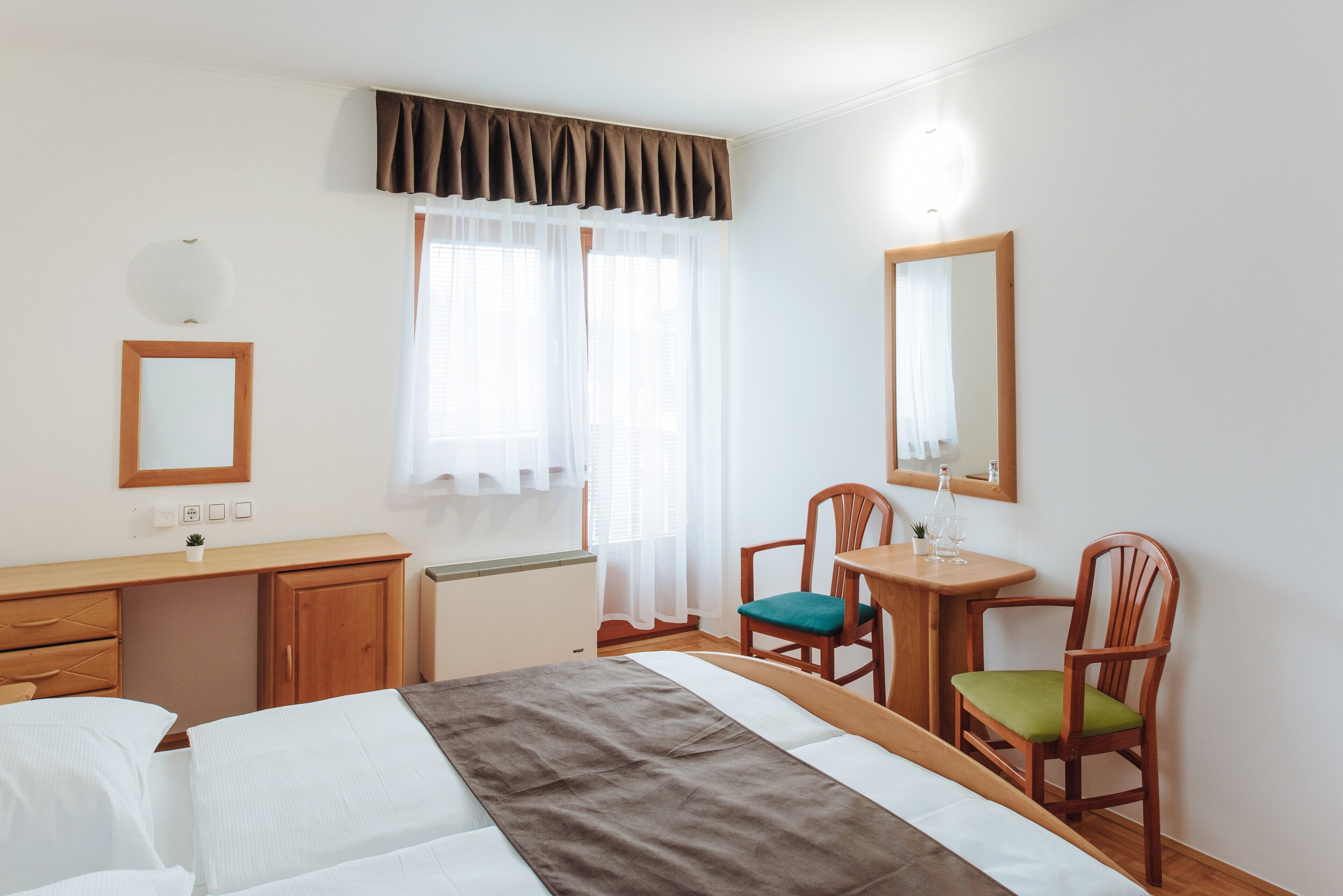 1 chambre, accès Internet, draps fournis