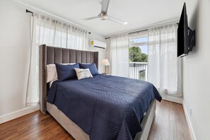Iron/ironing board, free WiFi, bed sheets