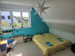 4 bedrooms, iron/ironing board, free WiFi, bed sheets - Pretty renovated villa with sea view, a few steps from the beach... (Wissant)