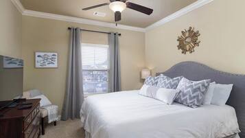 2 bedrooms, iron/ironing board, travel cot, free WiFi