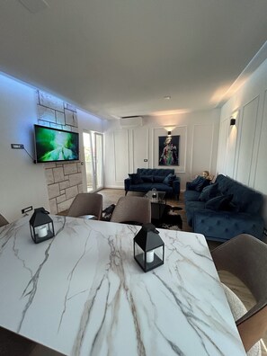 Interior - Daphne Luxe Retreat~Sea and Serenity, your oasis of peace and relaxation (Supetar)