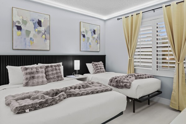 1 chambre, fer et planche à repasser, Wi-Fi, literie fournie