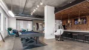 Bar (on property) - Modern Nest Near Central Ave (St. Petersburg)