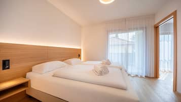 1 bedroom, free WiFi, bed sheets