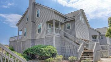 Studio (2 Bedrooms) | Property amenity