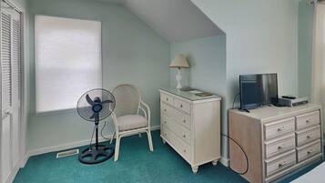 Studio (2 Bedrooms) | Property amenity