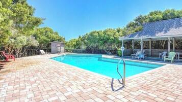 Studio (2 Bedrooms) | Property amenity