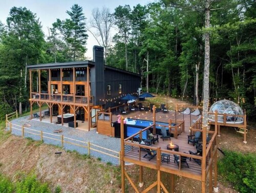 Heated Pool-Sauna-Mountain Views-Hot Tub-Game Room