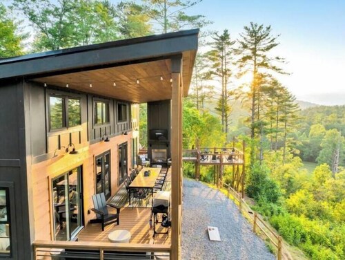 Heated Pool-Sauna-Mountain Views-Hot Tub-Game Room