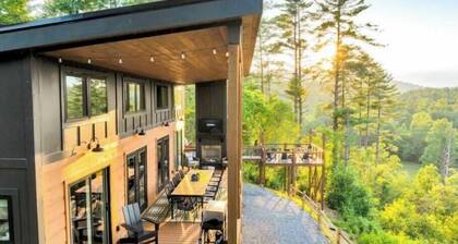 Heated Pool-Sauna-Mountain Views-Hot Tub-Game Room