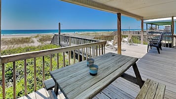 Studio (4 Bedrooms) | Property amenity