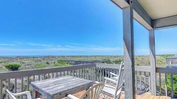 Studio (2 Bedrooms) | Property amenity