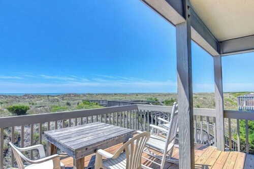 Helmstetler #3B by Topsail Realty