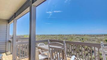 Studio (2 Bedrooms) | Property amenity