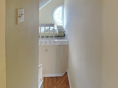 Helmstetler #3B by Topsail Realty