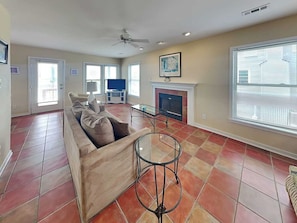 Studio (2 Bedrooms) | Property amenity - Helmstetler #3B by Topsail Realty (Holly Ridge)