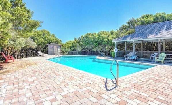 Studio (2 Bedrooms) | Property amenity - Helmstetler #3B by Topsail Realty (Holly Ridge)