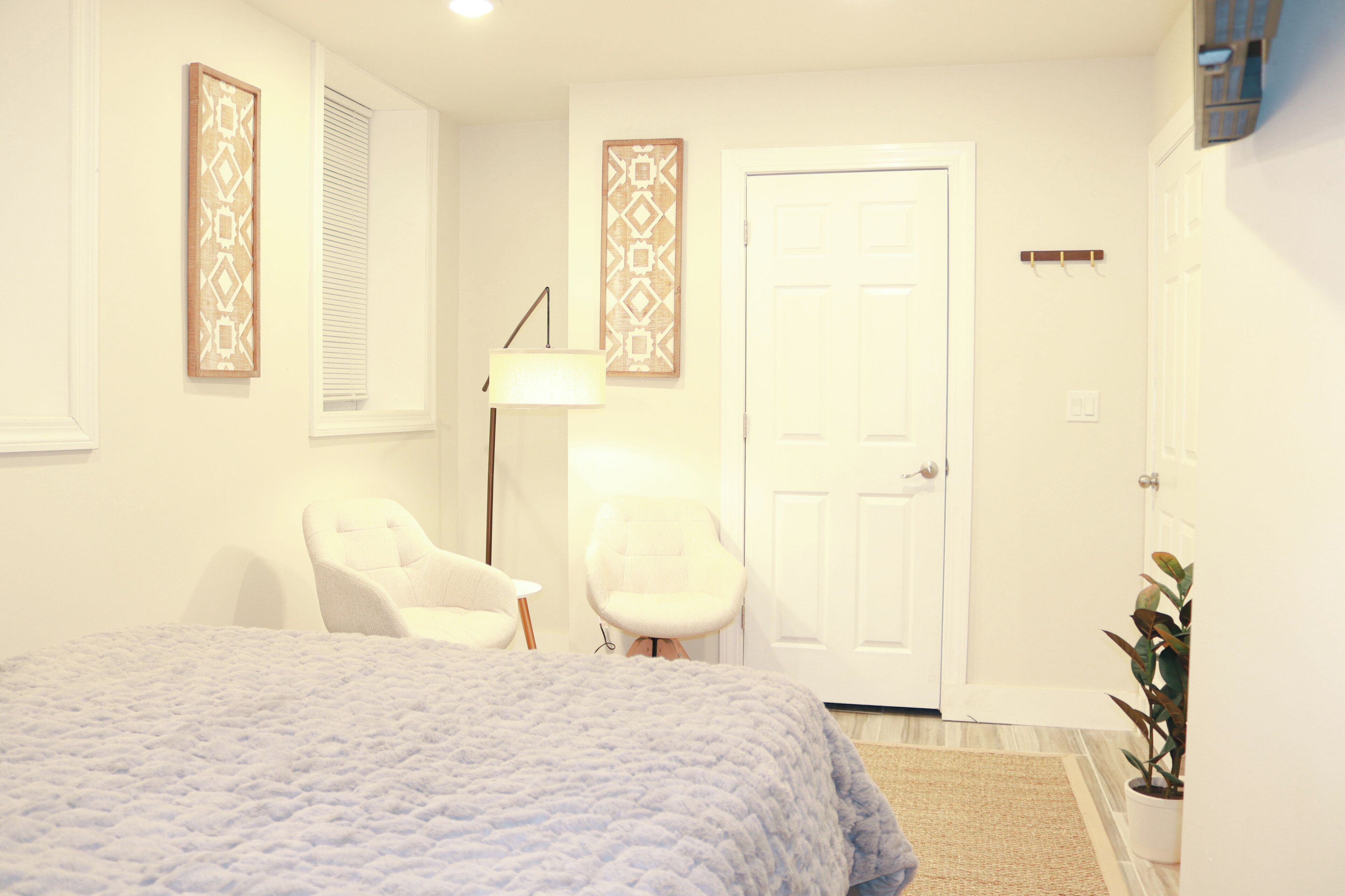 3 bedrooms, desk, iron/ironing board, free WiFi