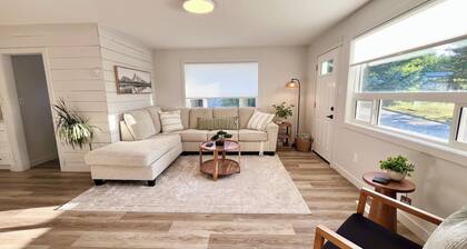 Alpine Escape-Completely Renovated Home, 20 minutes from Jasper Park Gates