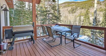 Deck & Mtn Views! Pet-Friendly Duplex in Salida