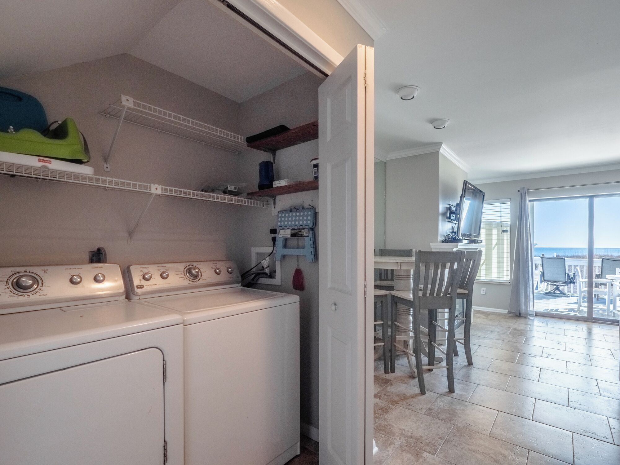 Studio (6 Bedrooms) | Kemudahan hartanah