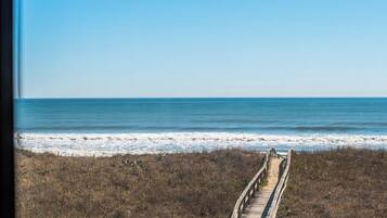 Studio (3 Bedrooms) | Fasilitas properti