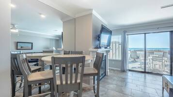 Studio (3 Bedrooms) | Fasilitas properti