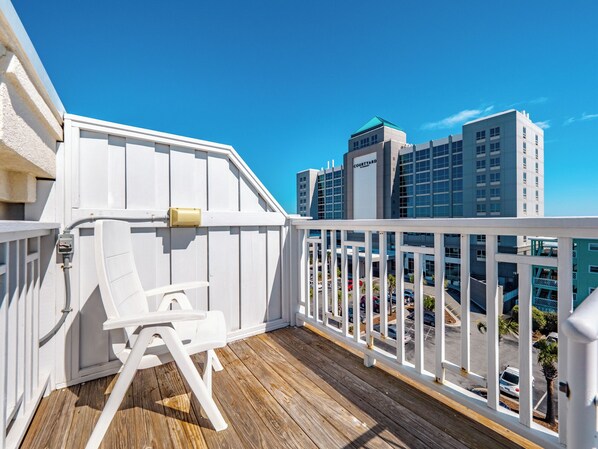 Estudi (3 Bedrooms) | Servei de l'allotjament