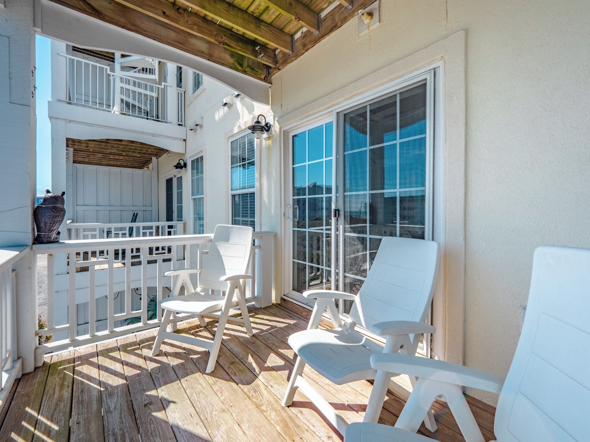 Studio (3 Bedrooms) | Property amenity
