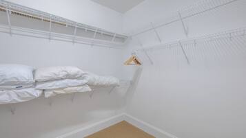 Studio (3 Bedrooms) | Fasilitet på overnattingsstedet