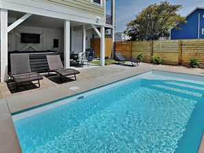 Studio (5 Bedrooms) | Property amenity - Carolina Bougie by Carolina Retreats (Carolina Beach)