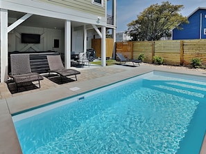 Studio (5 Bedrooms) | Front of property