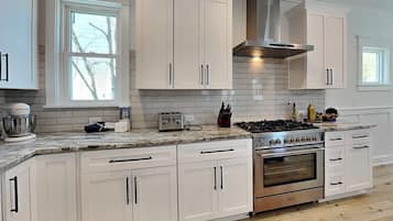 Studio (5 Bedrooms) | Fasilitas properti